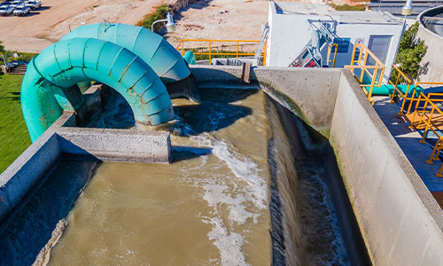 Proceso de reuso de agua en una planta de tratamiento.
