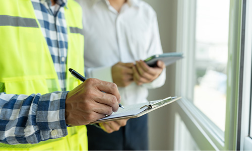 Supervisión de ingeniería y construcción, brindando servicios de consultoría.
